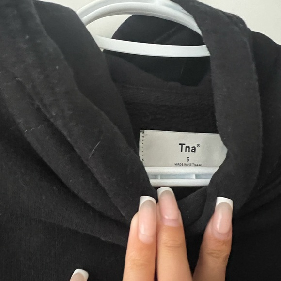 Black Aritzia Perfect Hoodie - Picture 3 of 3